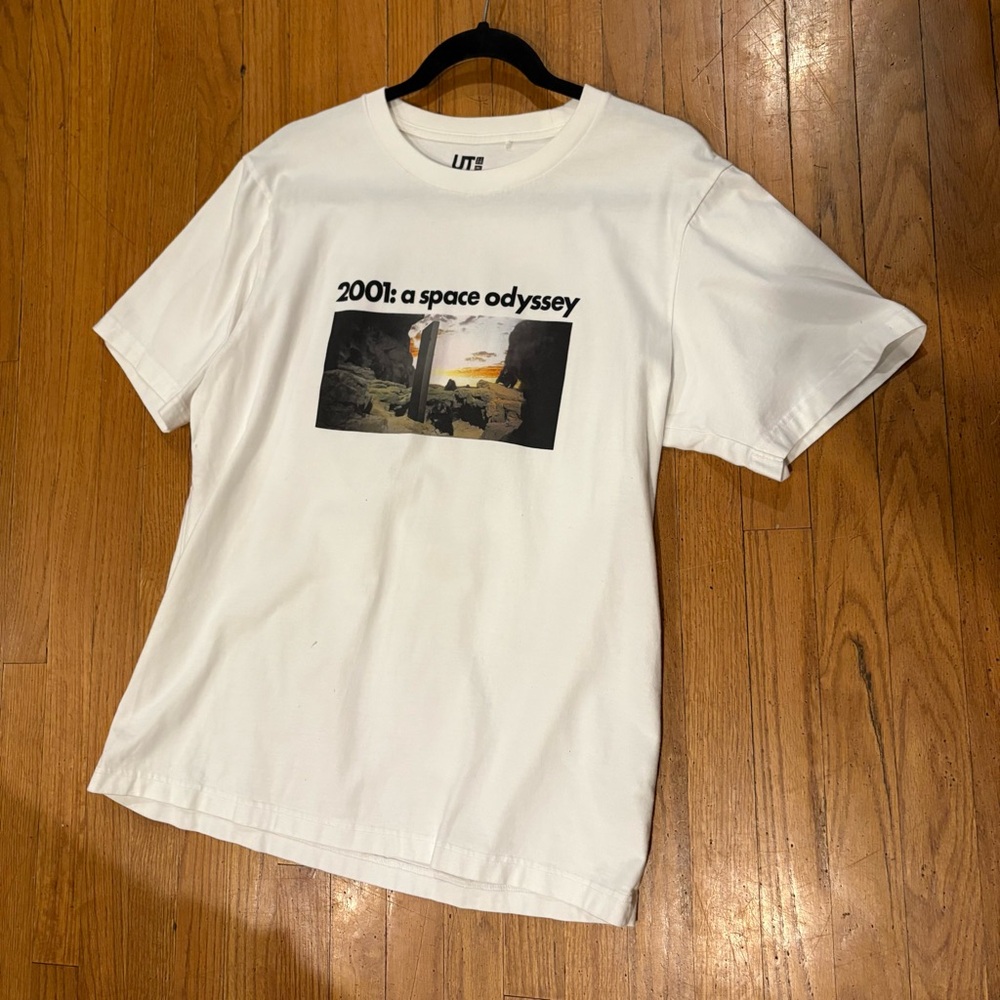 Uniqlo Stanley Kubrick 2001: A Space Odyssey T-Shirt Limited Edition - Picture 6 of 10